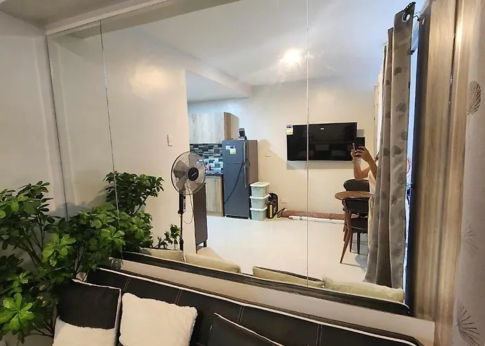 Jearl Cozy And Homey Penthouse With Balcony At Primeworld District Mactan Tower P 4* Мактан