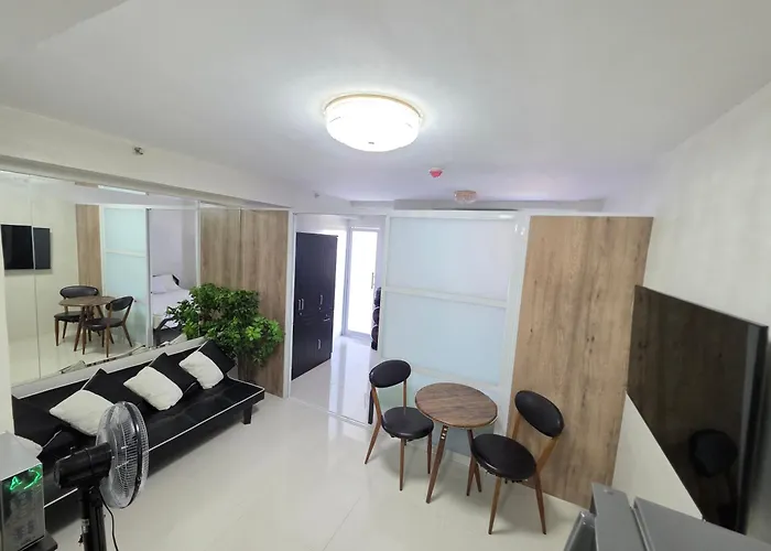 Jearl Cozy And Homey Penthouse With Balcony At Primeworld District Mactan Tower P Мактан